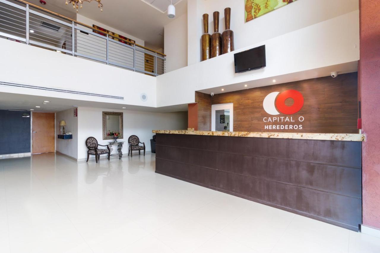 Capital O Hotel Herederos, Piedras Negras Extérieur photo