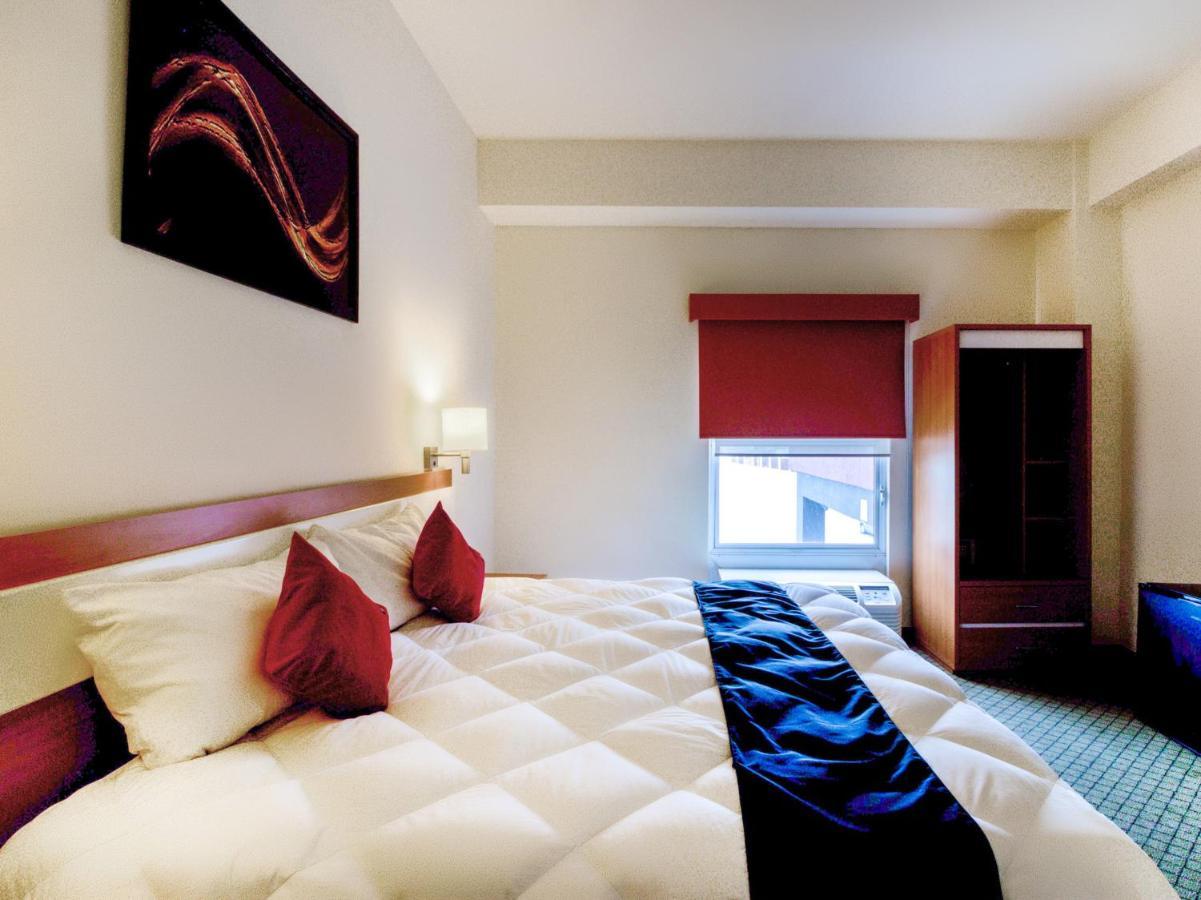 Capital O Hotel Herederos, Piedras Negras Extérieur photo