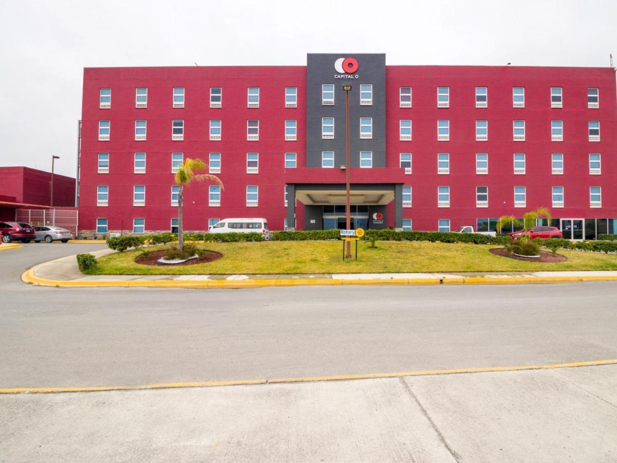 Capital O Hotel Herederos, Piedras Negras Extérieur photo