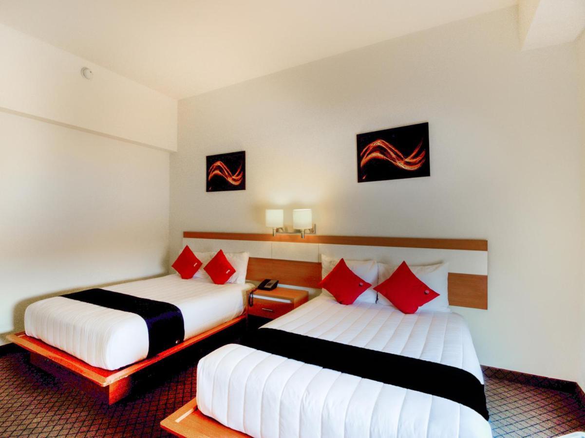 Capital O Hotel Herederos, Piedras Negras Extérieur photo